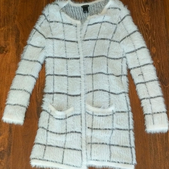 new directions Sweaters New Direction Womens White Sweater Vest